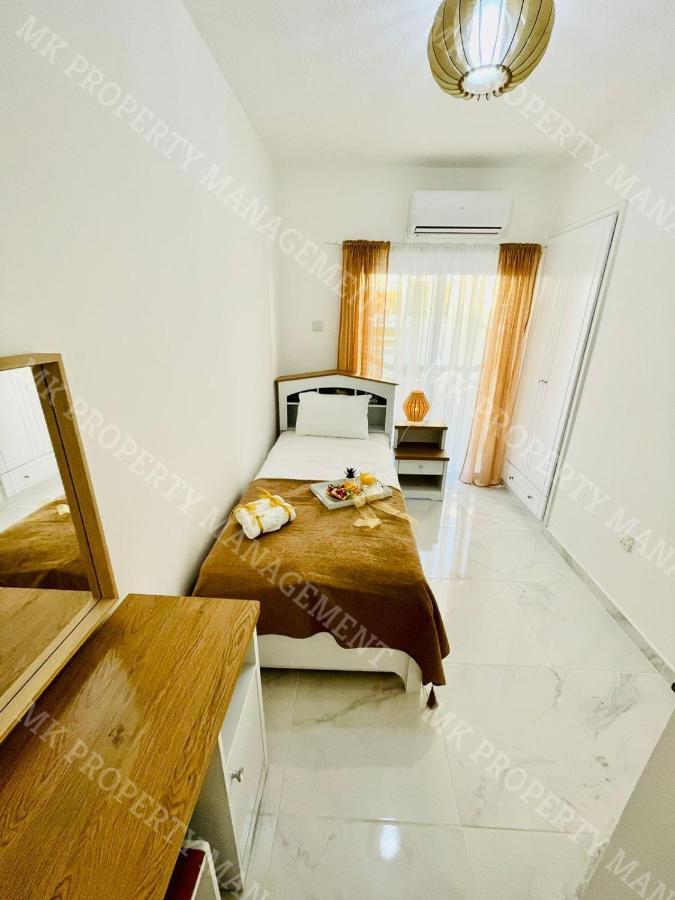Milos City Center Apt. 32 Larnaca Dış mekan fotoğraf